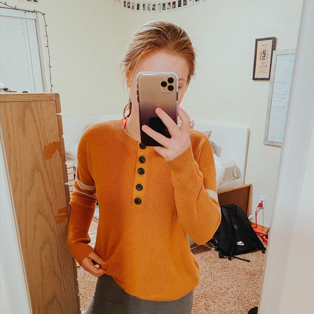 American eagle top